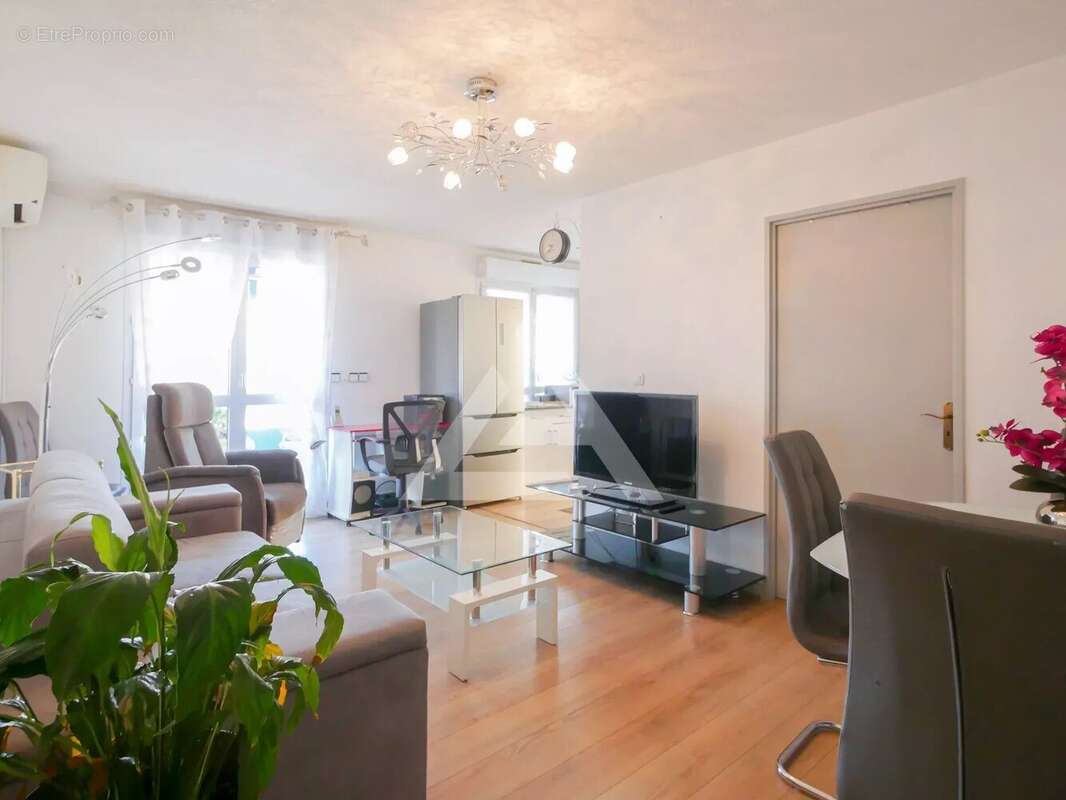 Appartement à ROQUEBRUNE-CAP-MARTIN