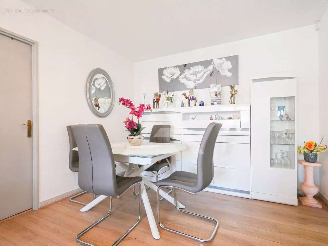 Appartement à ROQUEBRUNE-CAP-MARTIN