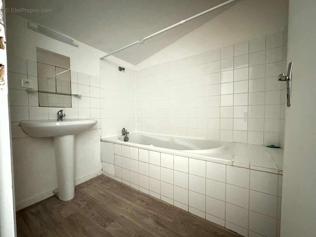 Appartement à SURGERES