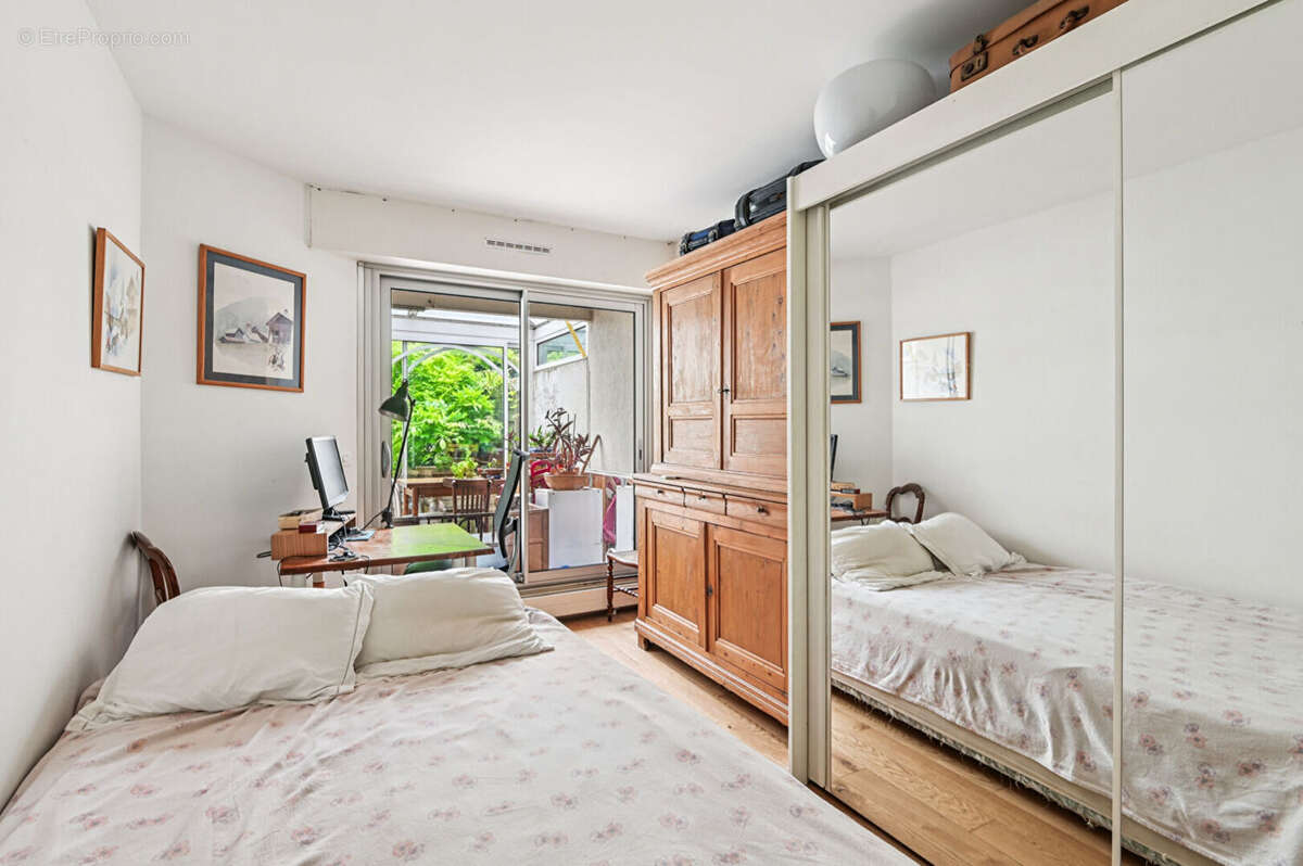 Appartement à NANTERRE