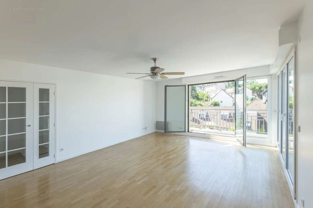 Appartement à CHAVILLE