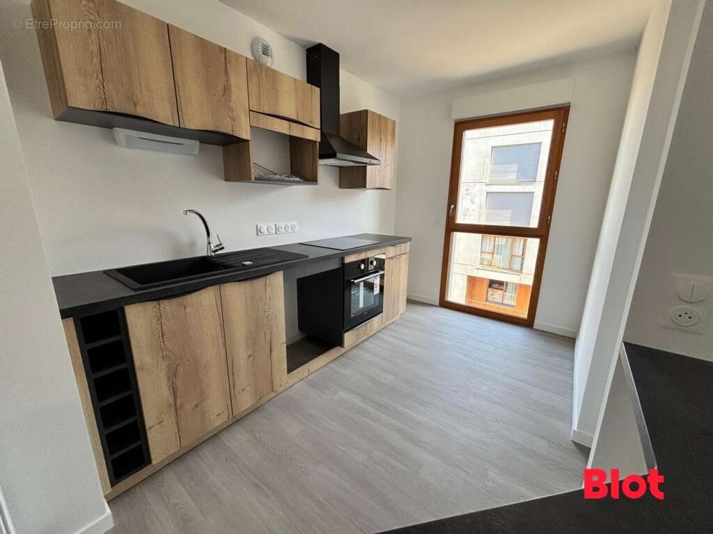 Appartement à SAINT-JACQUES-DE-LA-LANDE