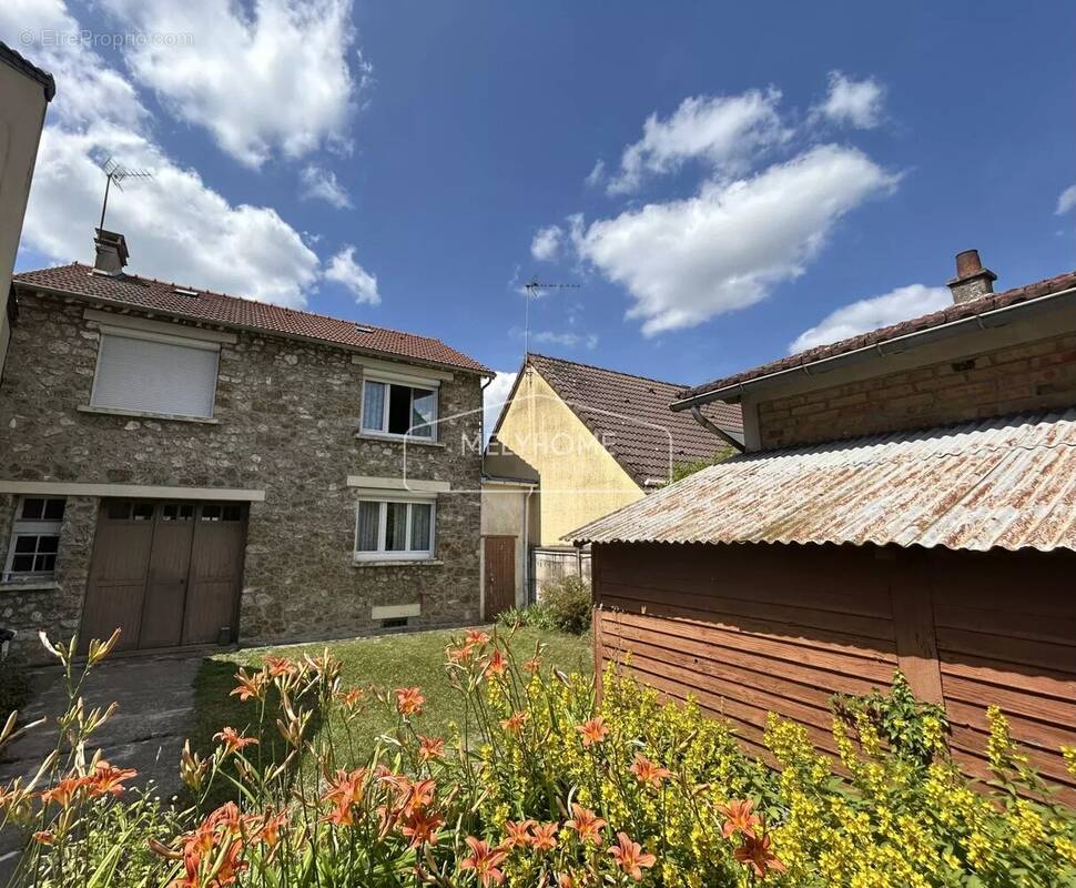 Maison à RAMBOUILLET