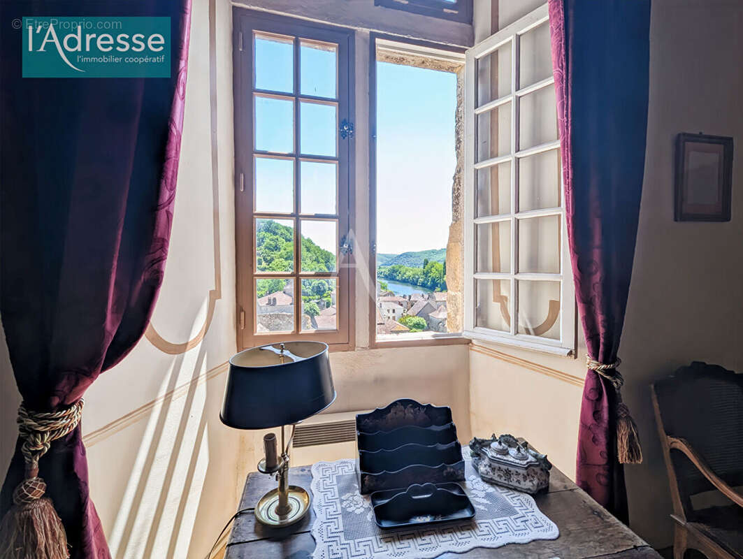 Maison à PUY-L&#039;EVEQUE