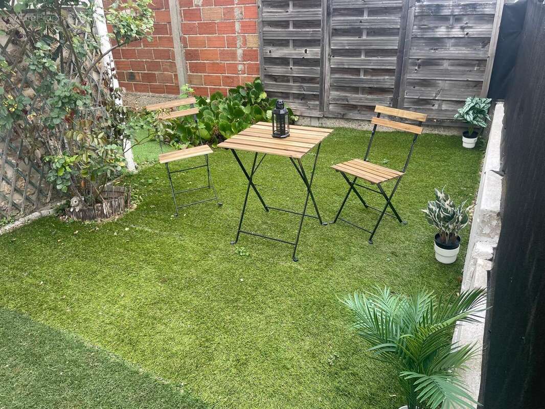 WhatsApp Image 2025-06-06 at 12 - Maison à ROSNY-SOUS-BOIS