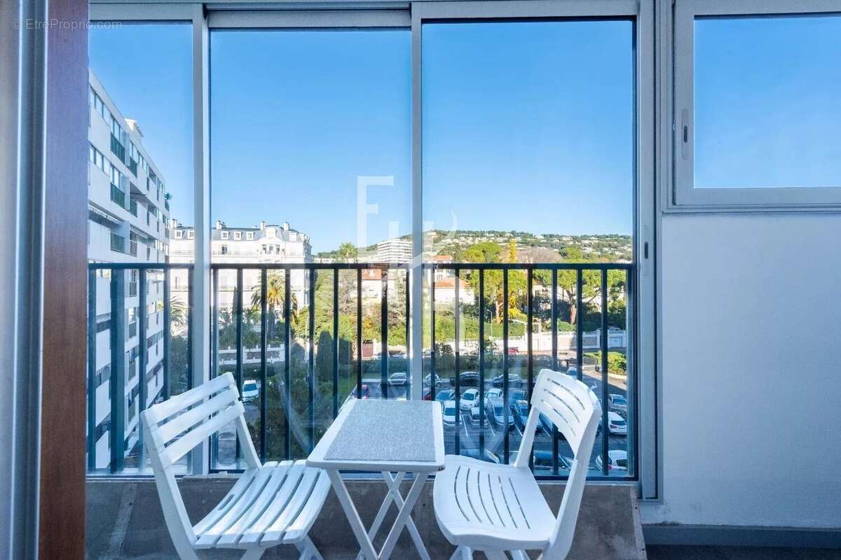 Appartement à CANNES