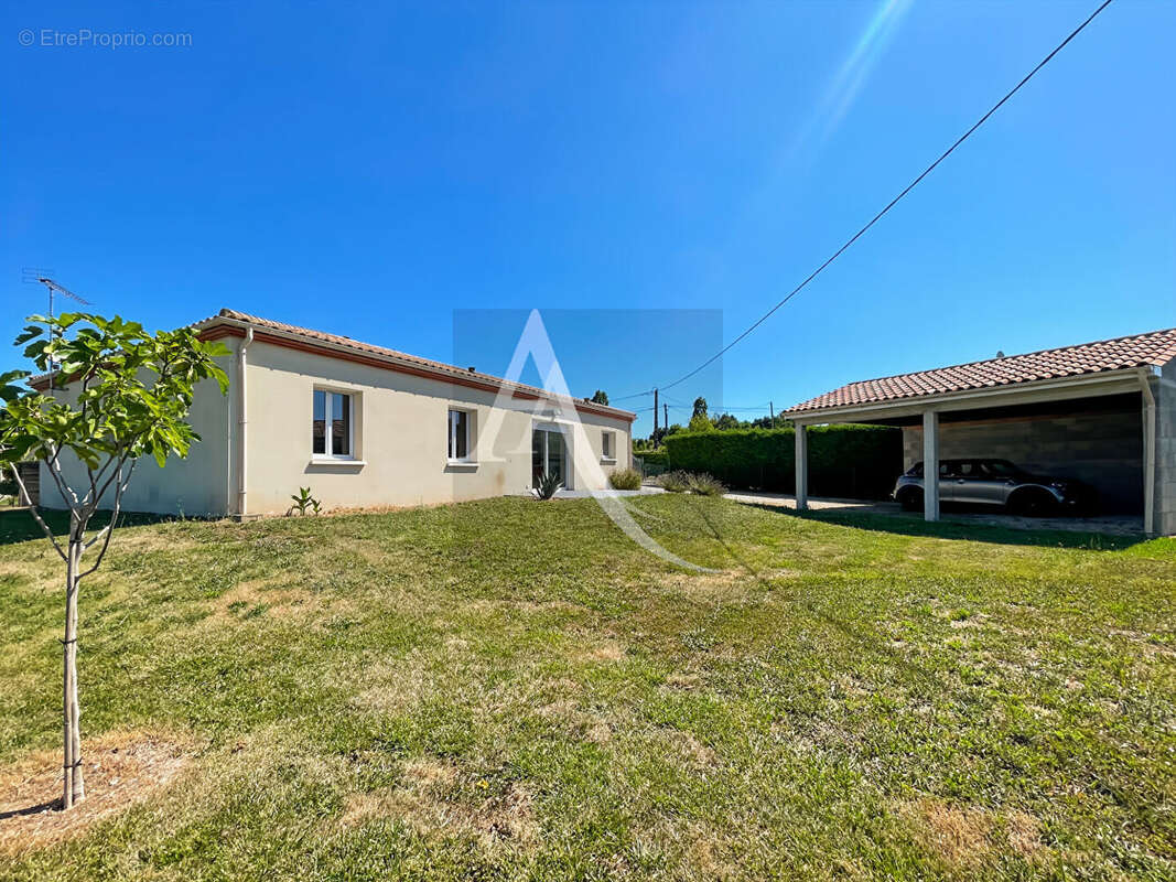 Maison à MONFLANQUIN