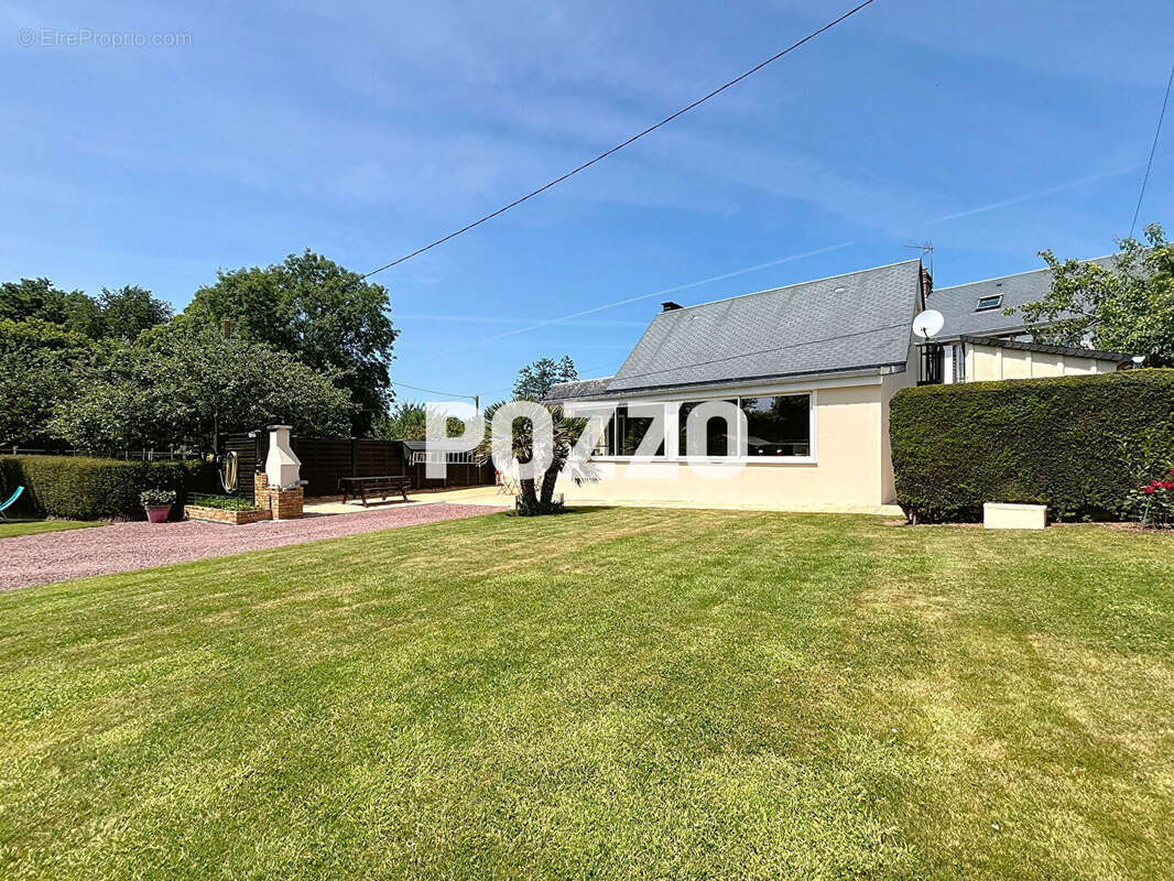 Maison à SAINT-PLANCHERS