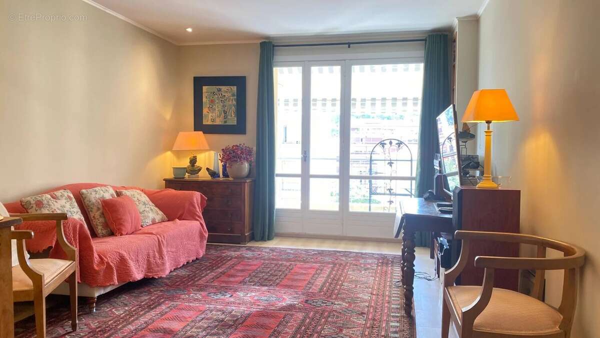 Appartement à MENTON