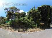 Terrain à SAINT-CLAUDE