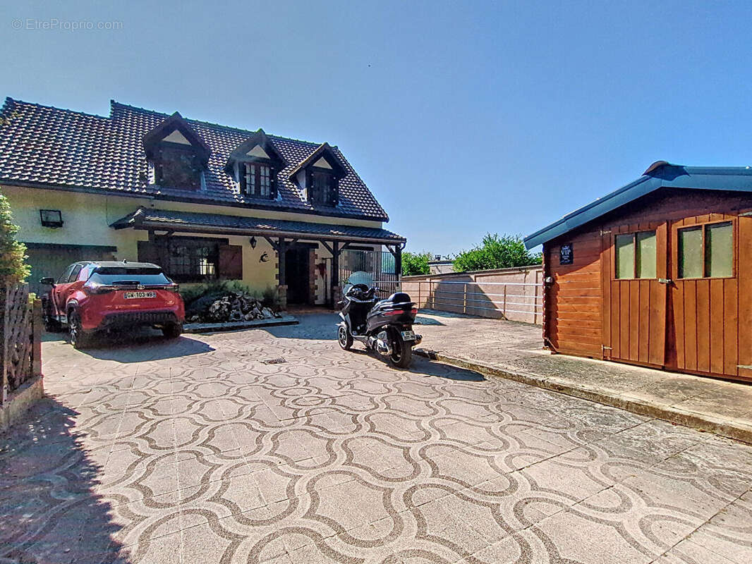 Maison à SAINT-DENIS