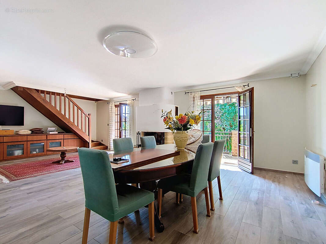 Maison à SAINT-DENIS