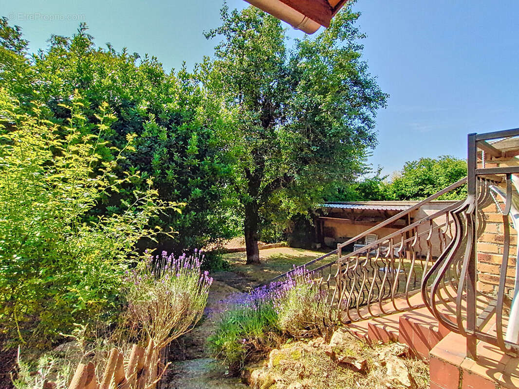 Maison à SAINT-DENIS