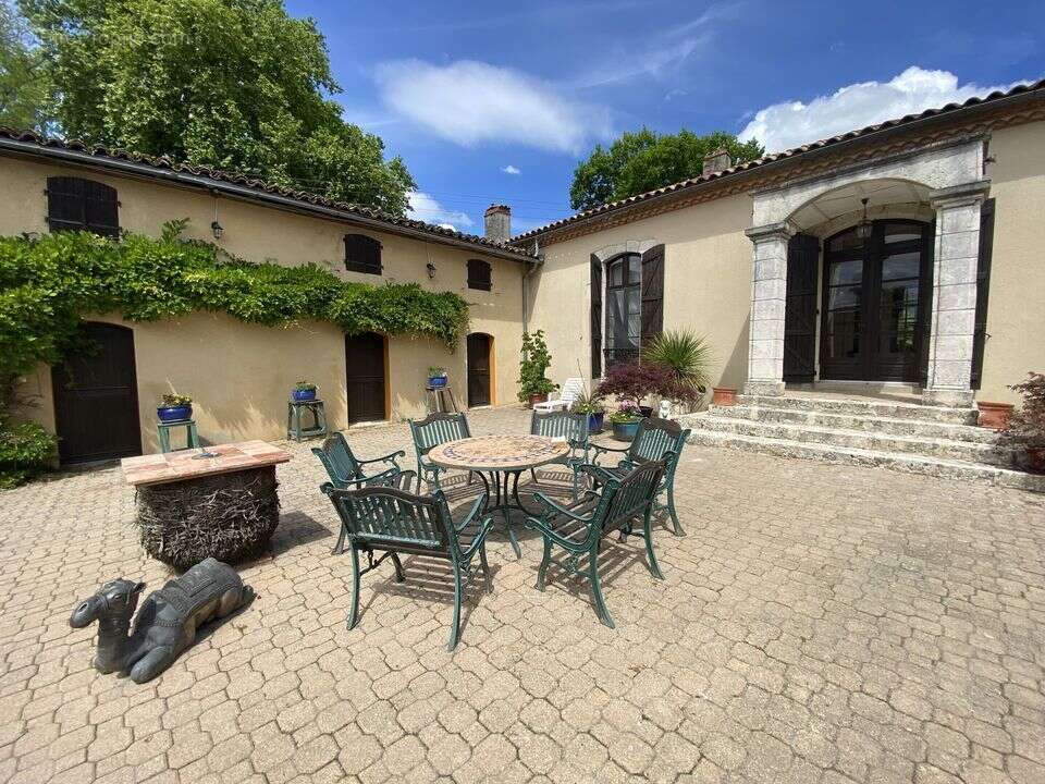 #maisonenpierres # gîte #gers #landes #dépendances #luxe - Maison à CREON-D&#039;ARMAGNAC