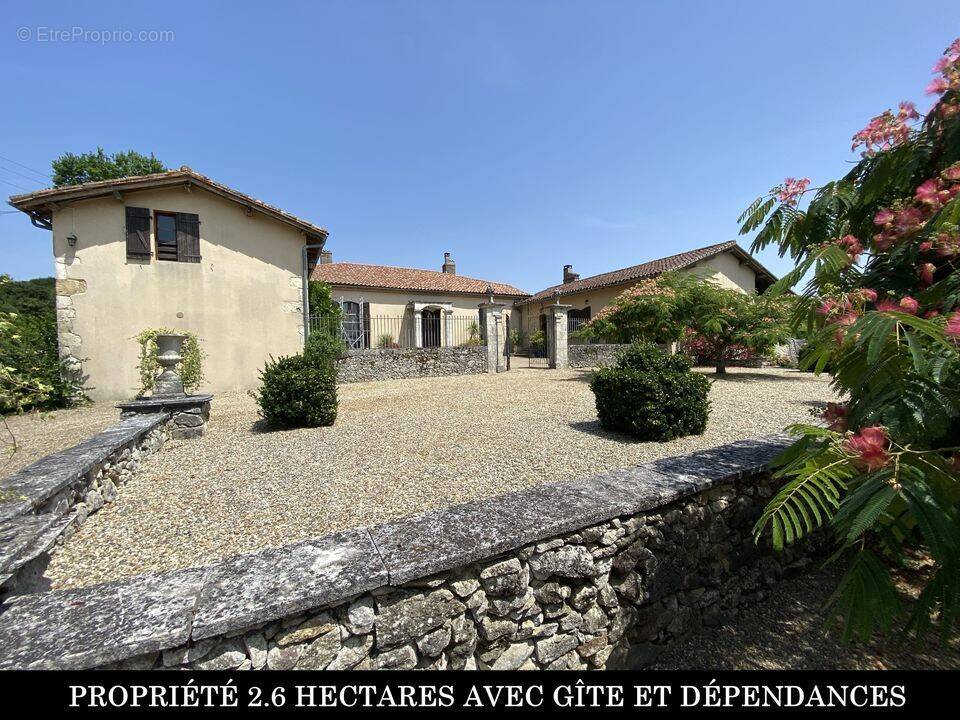 #maisonenpierres # gîte #gers #landes #dépendances #luxe - Maison à CREON-D&#039;ARMAGNAC