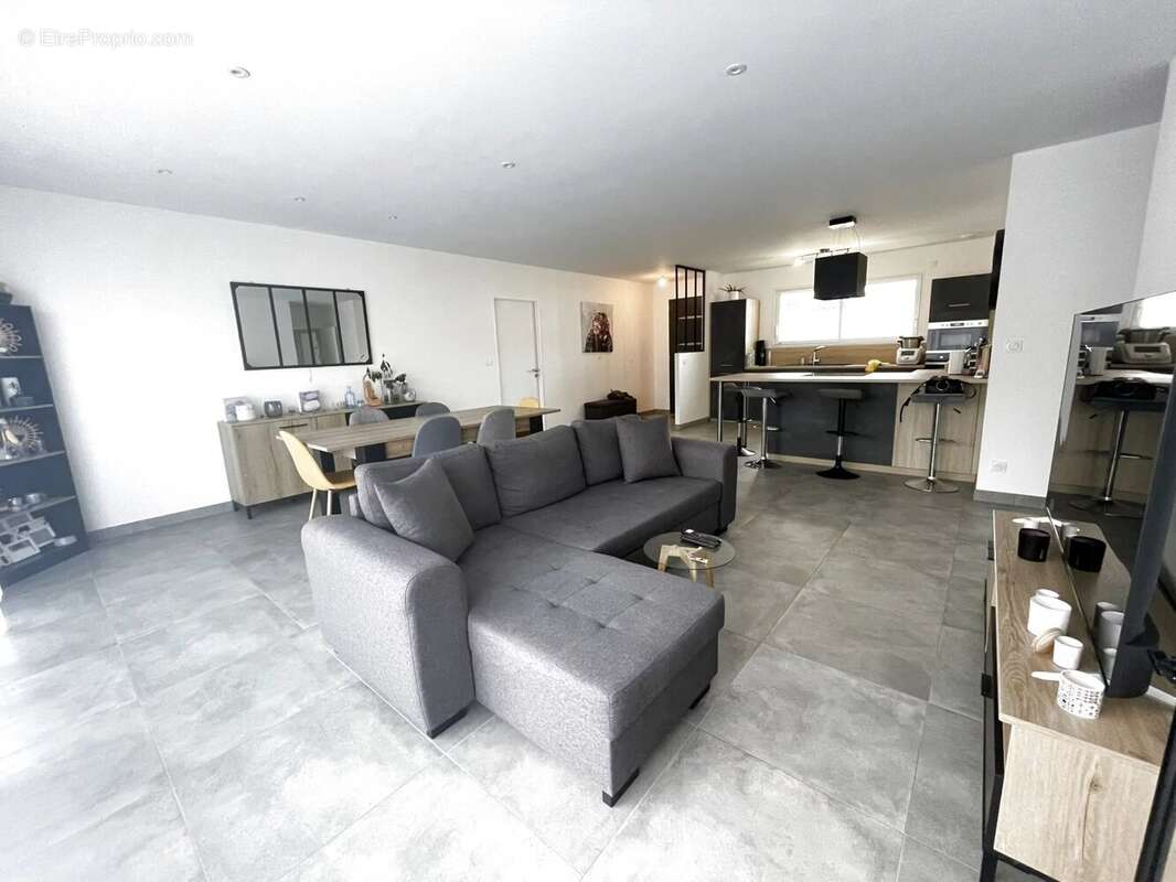 Maison à TALMONT-SAINT-HILAIRE