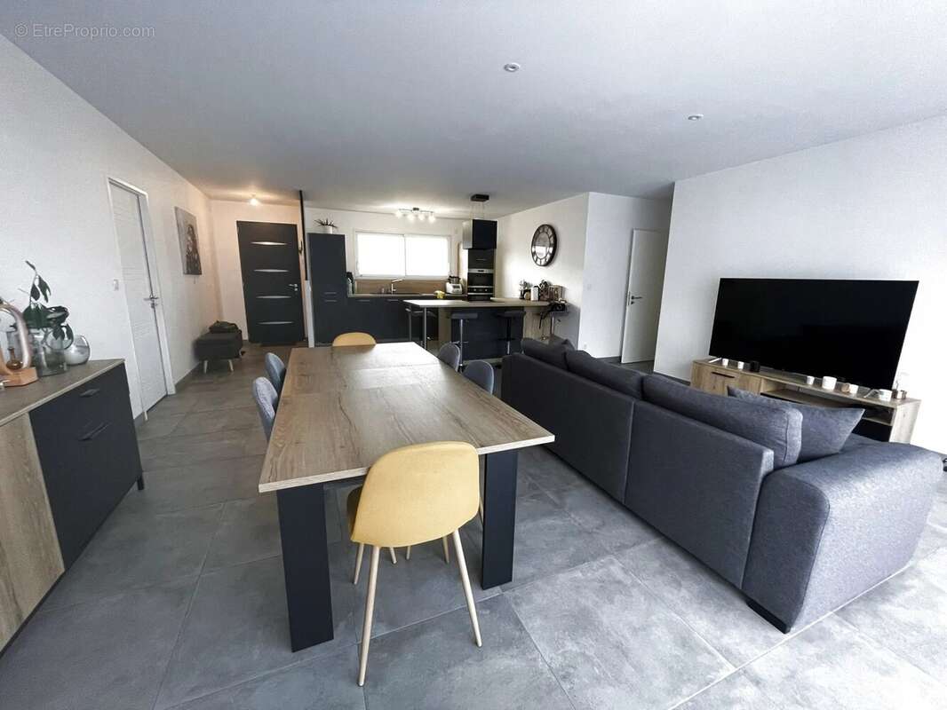 Maison à TALMONT-SAINT-HILAIRE