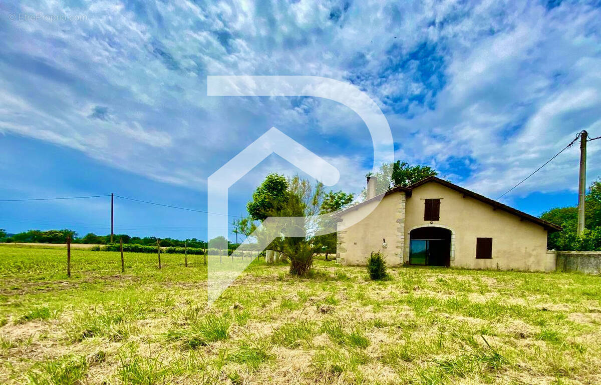 Maison à PEYREHORADE