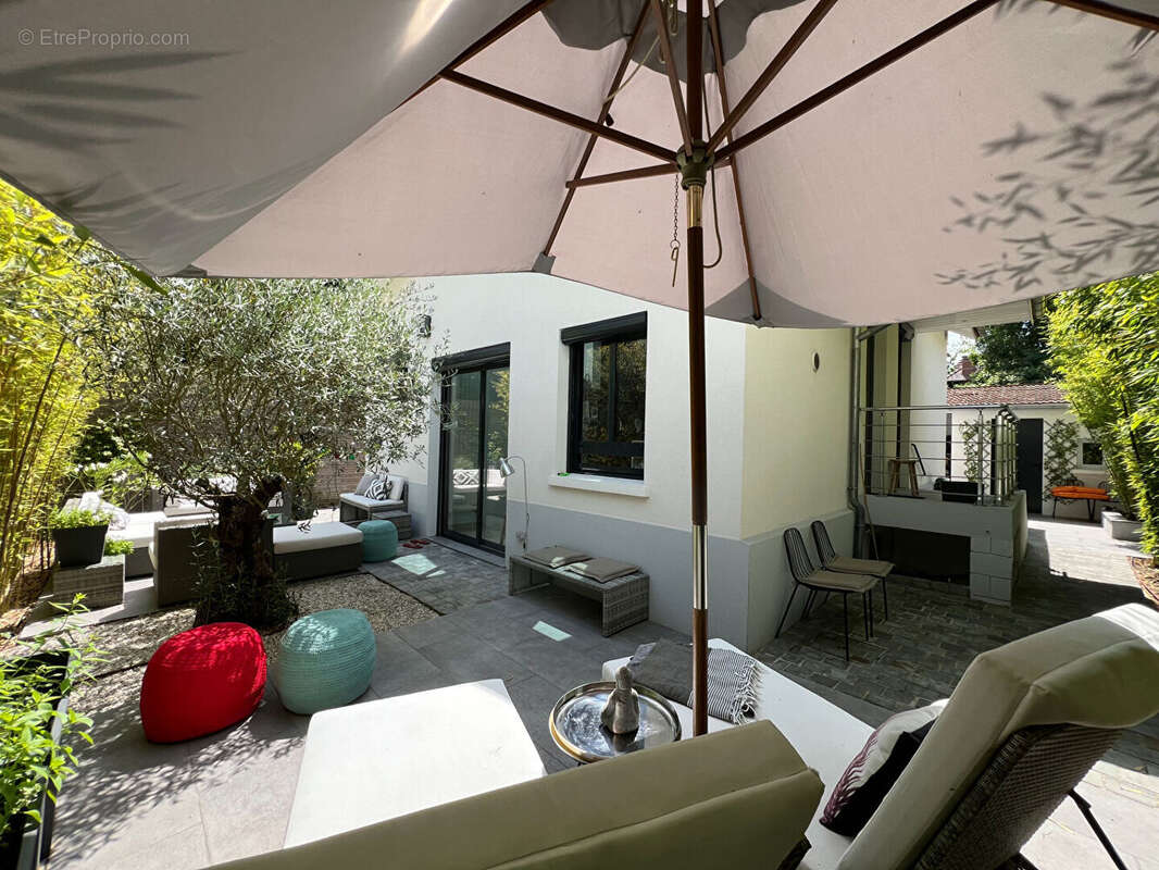 Maison à MAISONS-LAFFITTE