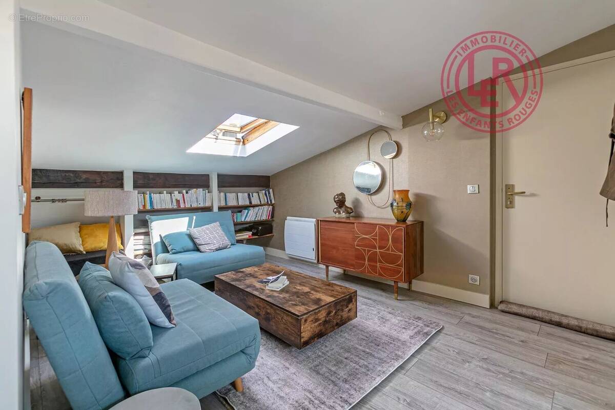 Appartement à PARIS-3E