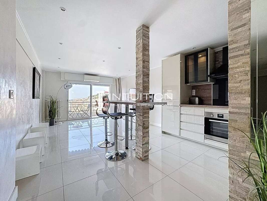 Appartement à CANNES