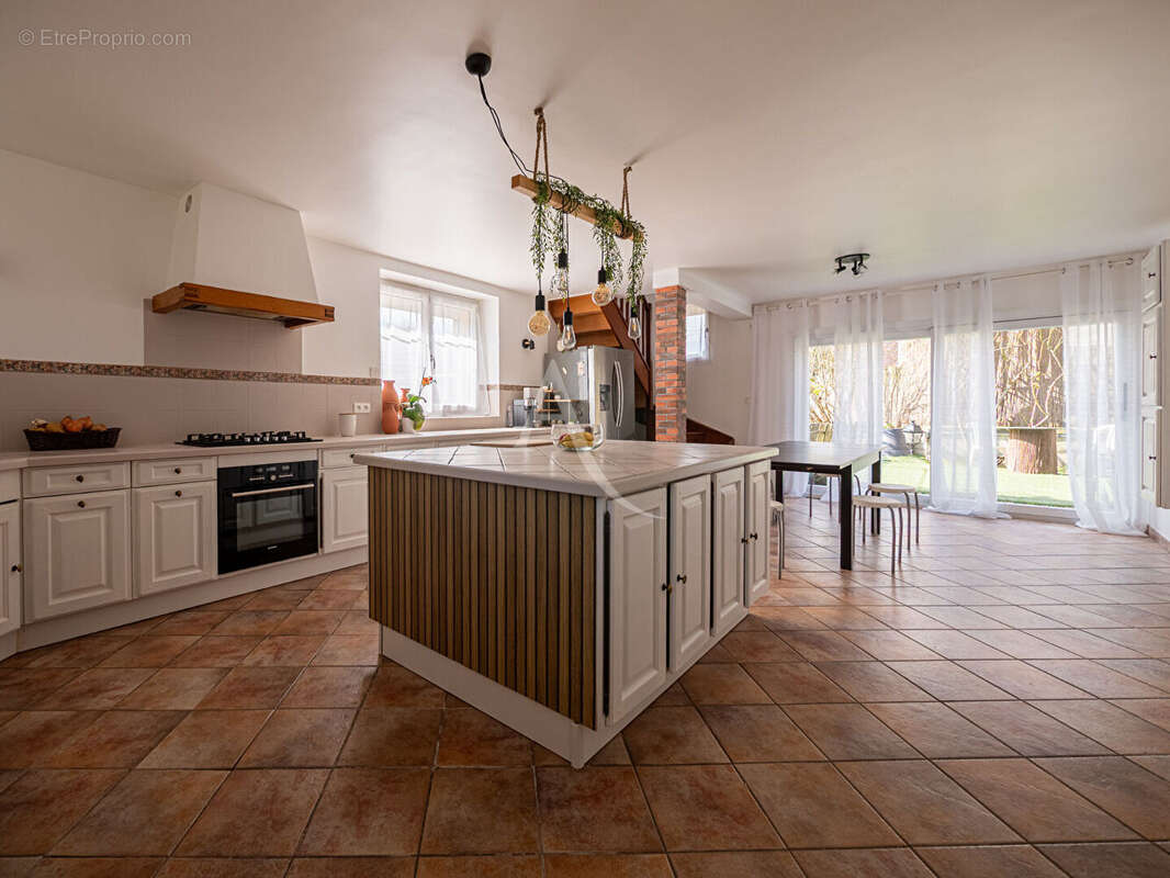 Maison à MAREUIL-LES-MEAUX