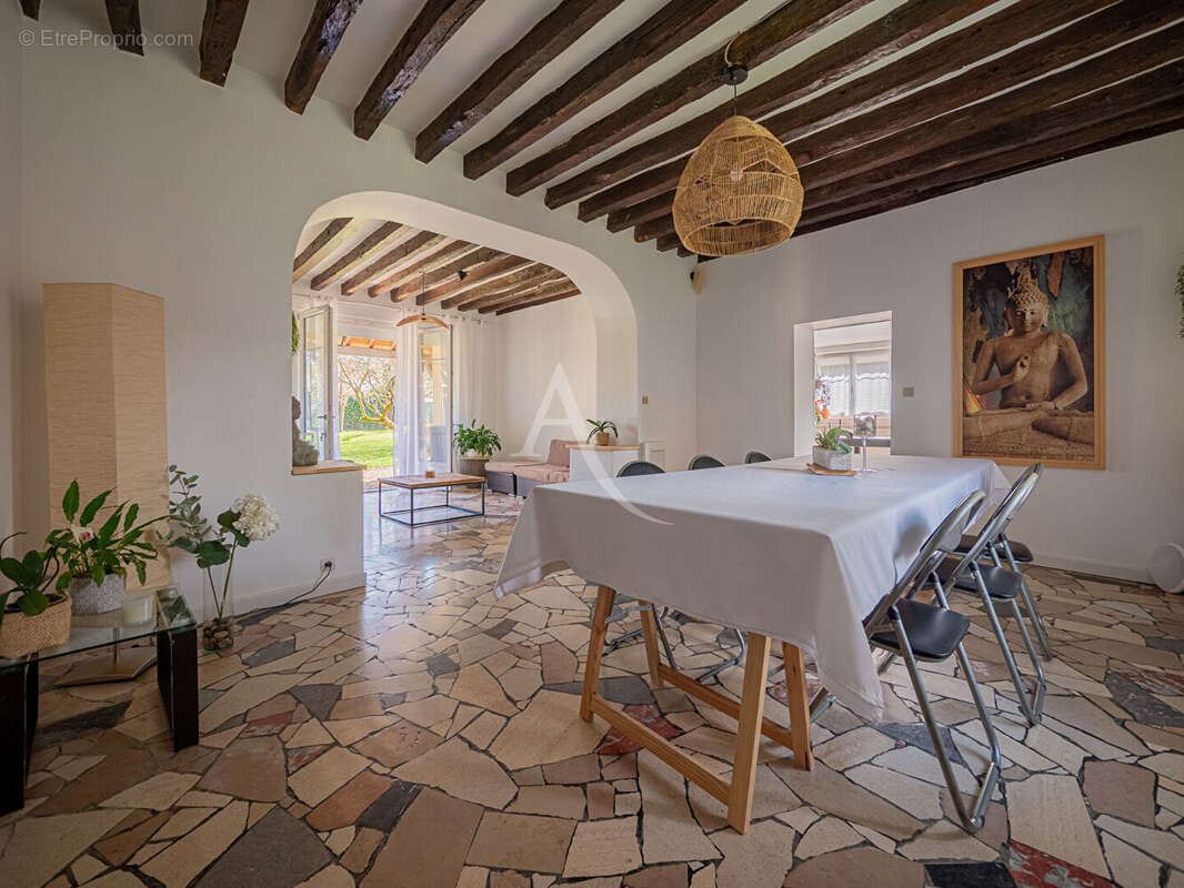 Maison à MAREUIL-LES-MEAUX