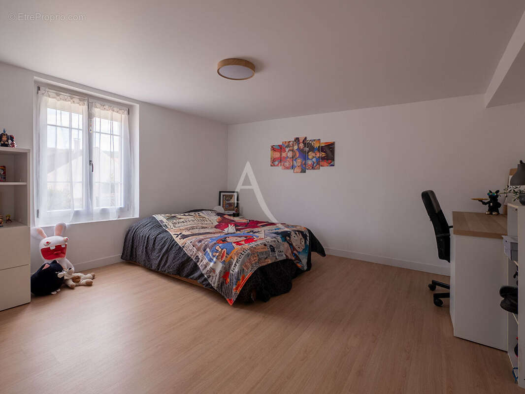 Maison à MAREUIL-LES-MEAUX