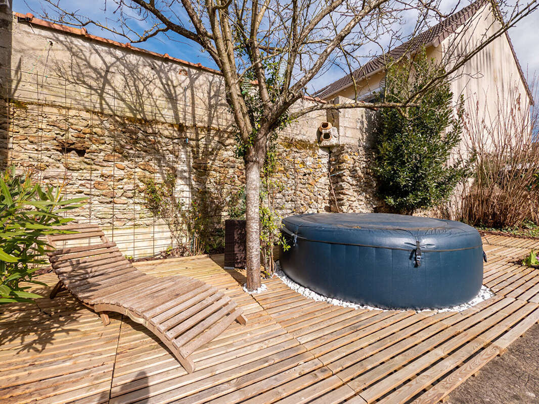 Maison à MAREUIL-LES-MEAUX