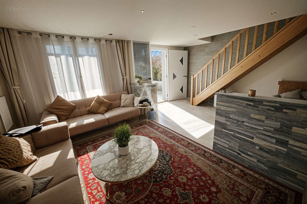 Maison à TREMBLAY-EN-FRANCE