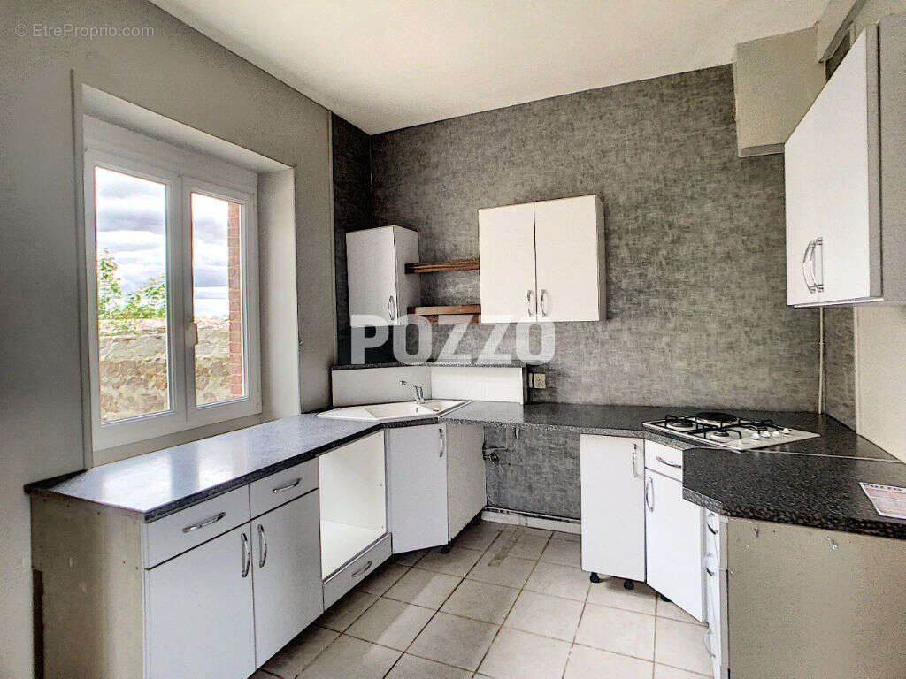 Appartement à DONVILLE-LES-BAINS