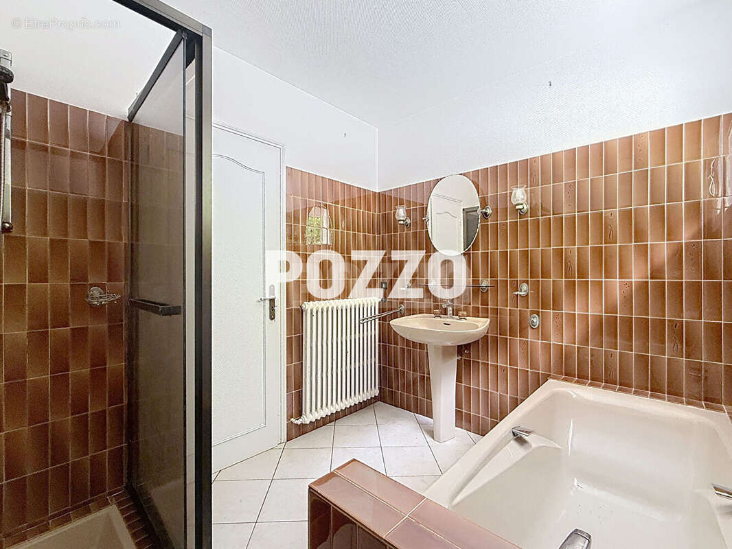 Maison à JULLOUVILLE