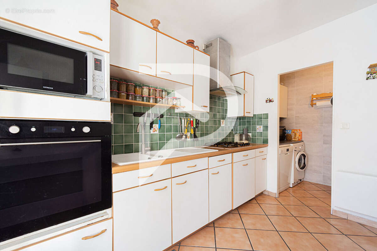 Maison à MARSEILLE-4E