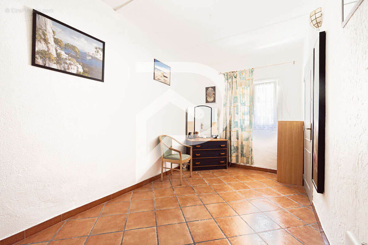 Maison à MARSEILLE-4E