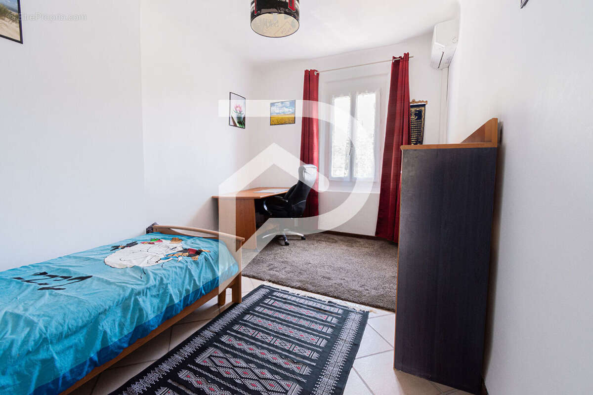 Maison à MARSEILLE-4E