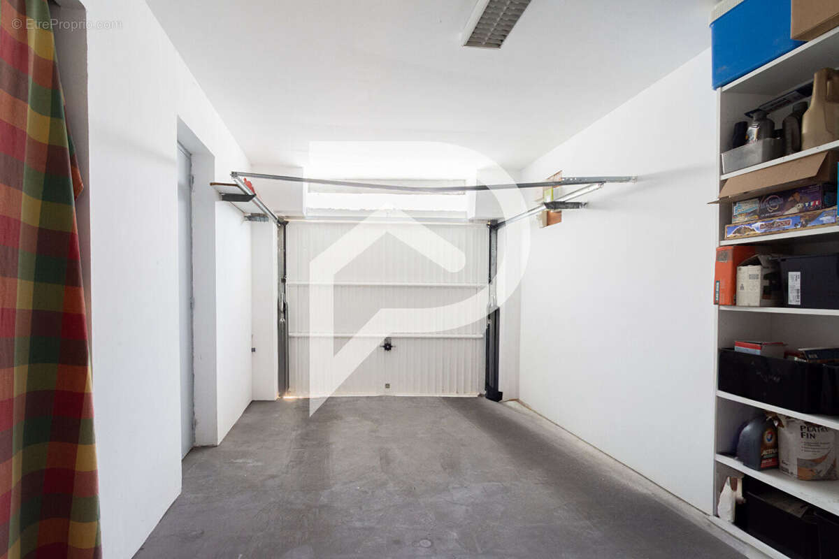 Maison à MARSEILLE-4E