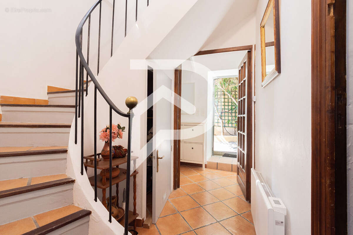 Maison à MARSEILLE-4E