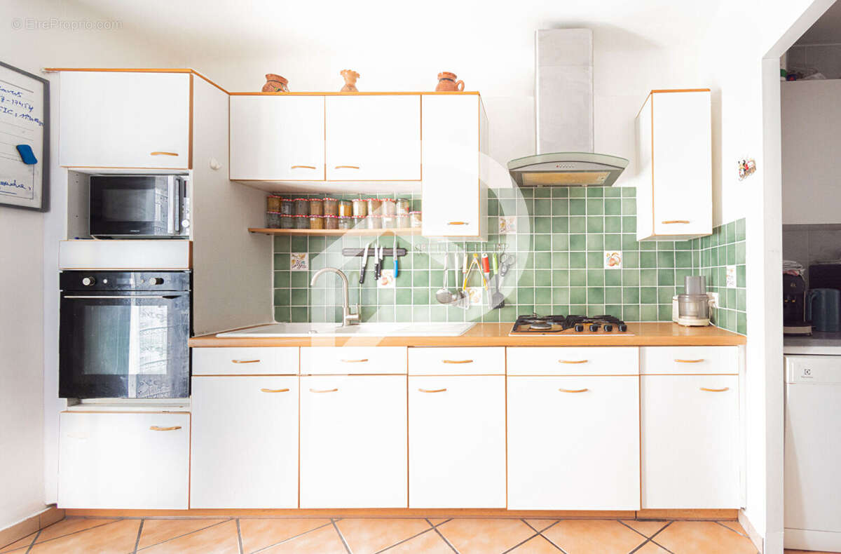 Maison à MARSEILLE-4E