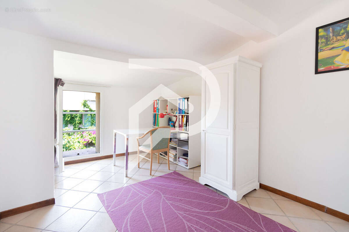 Maison à MARSEILLE-4E