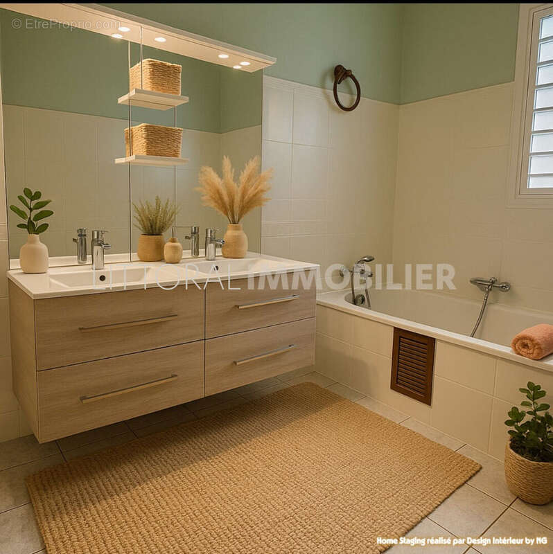 Maison à SAINTE-SUZANNE