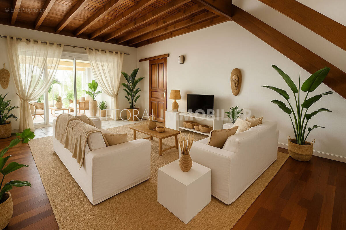 Maison à SAINTE-SUZANNE