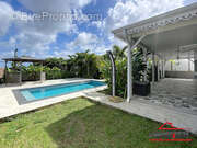 Maison à SAINT-ESPRIT