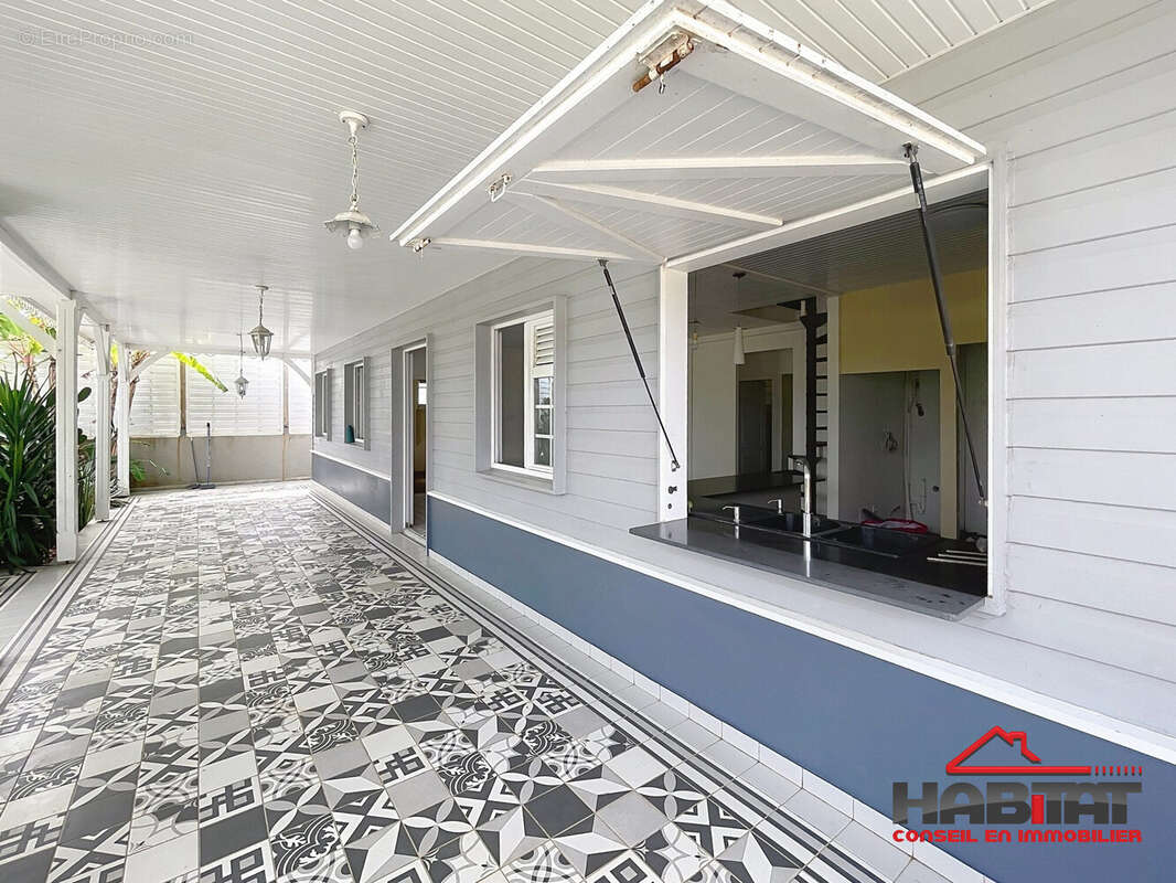 Maison à SAINT-ESPRIT