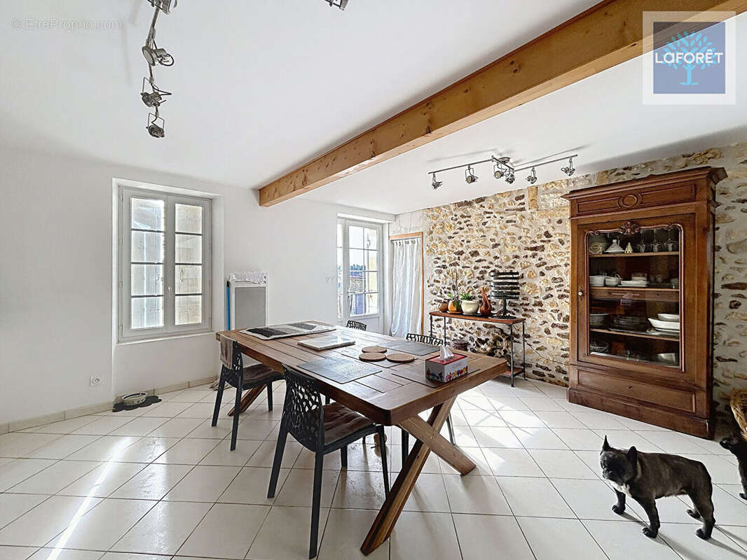 Maison à SAINT-SAVIN