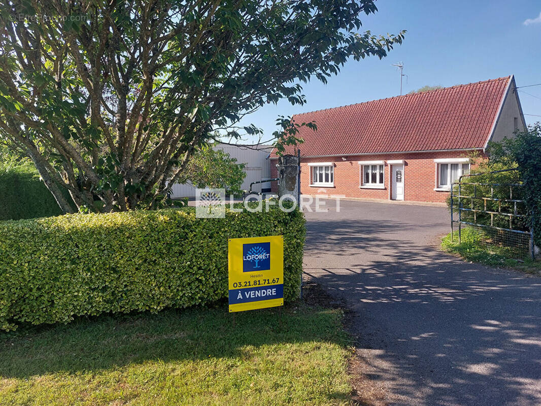 Maison à AUXI-LE-CHATEAU