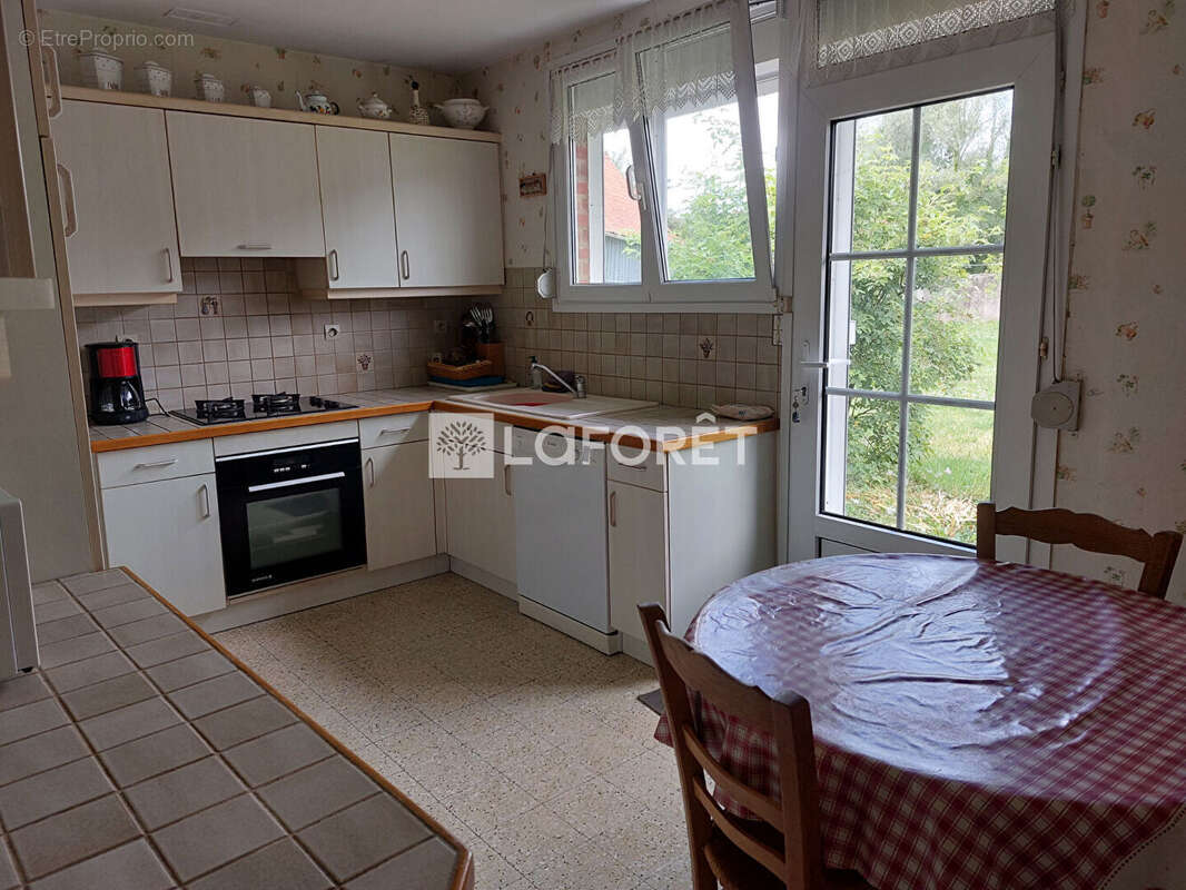 Maison à AUXI-LE-CHATEAU