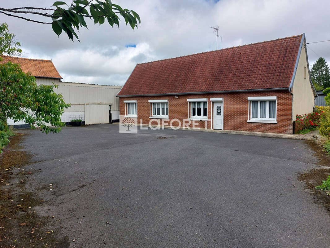 Maison à AUXI-LE-CHATEAU