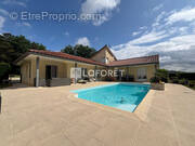 Maison à SAINT-PAUL-DES-LANDES