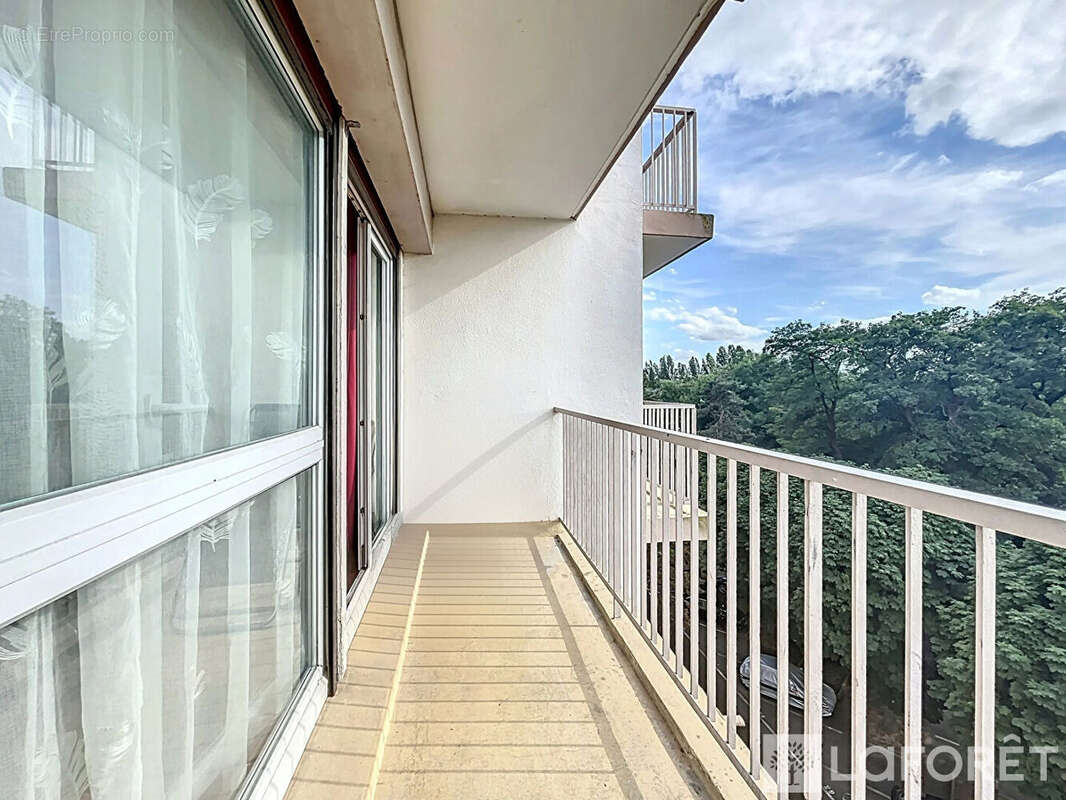 Appartement à SAINT-MICHEL-SUR-ORGE