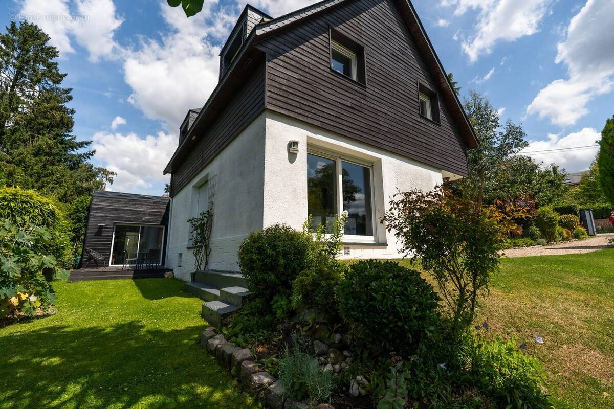 Maison à BOIS-GUILLAUME